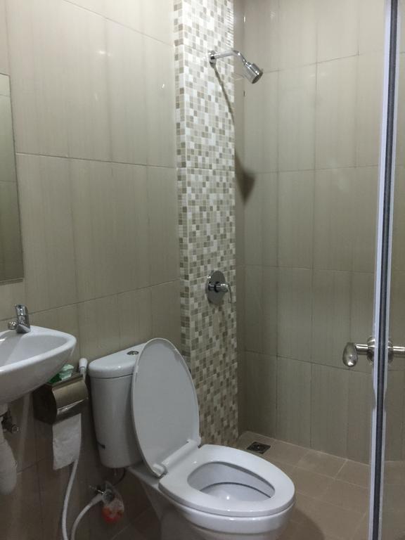 Redlink Hotel Batam Exterior photo
