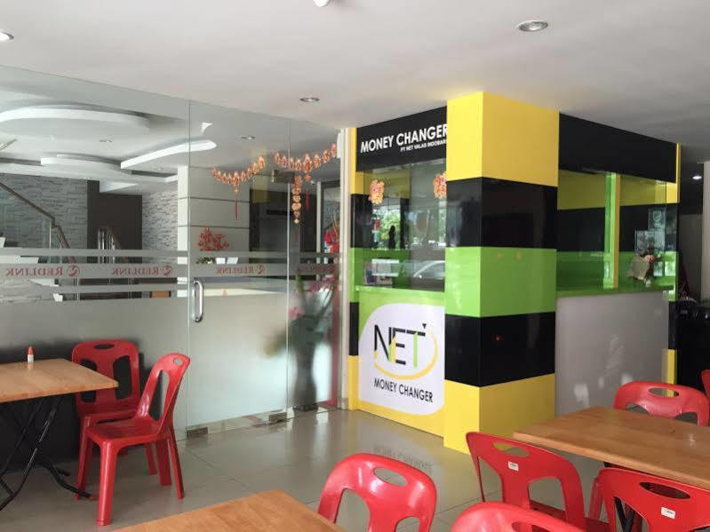 Redlink Hotel Batam Exterior photo